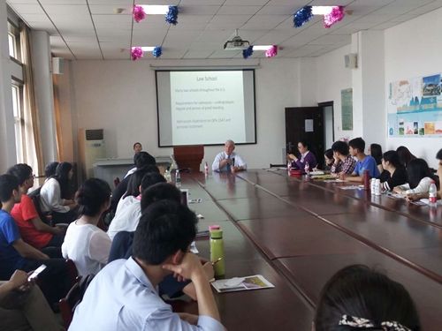 美国伊利诺法免费av影片
教授Steven J Beckett学术讲座精彩再续