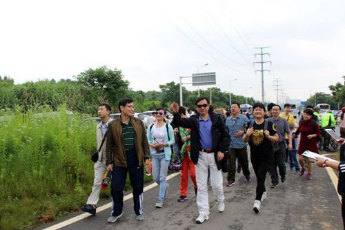 免费av影片
工会组织教职工春游活动